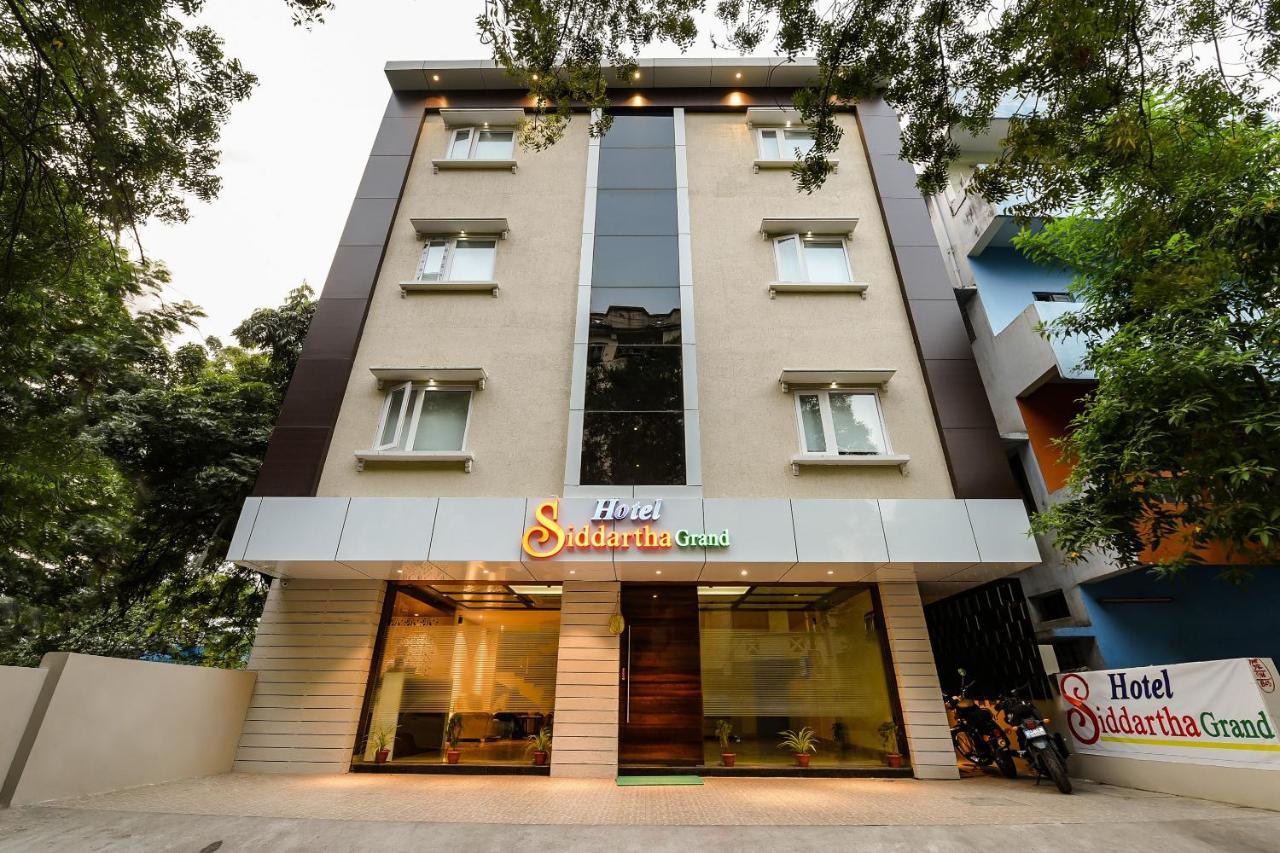 Super Capital O Siddartha Grand Hotel Vijayawada Exterior photo