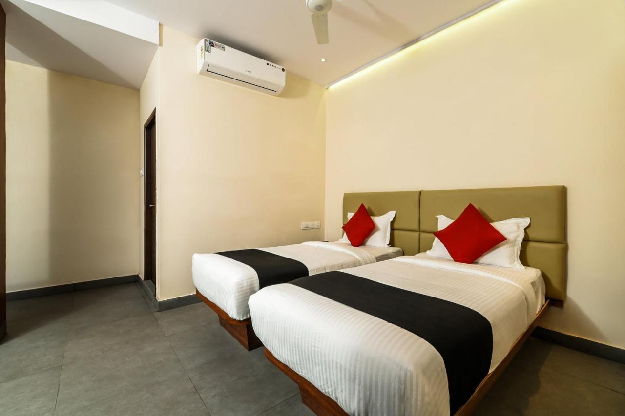 Super Capital O Siddartha Grand Hotel Vijayawada Exterior photo