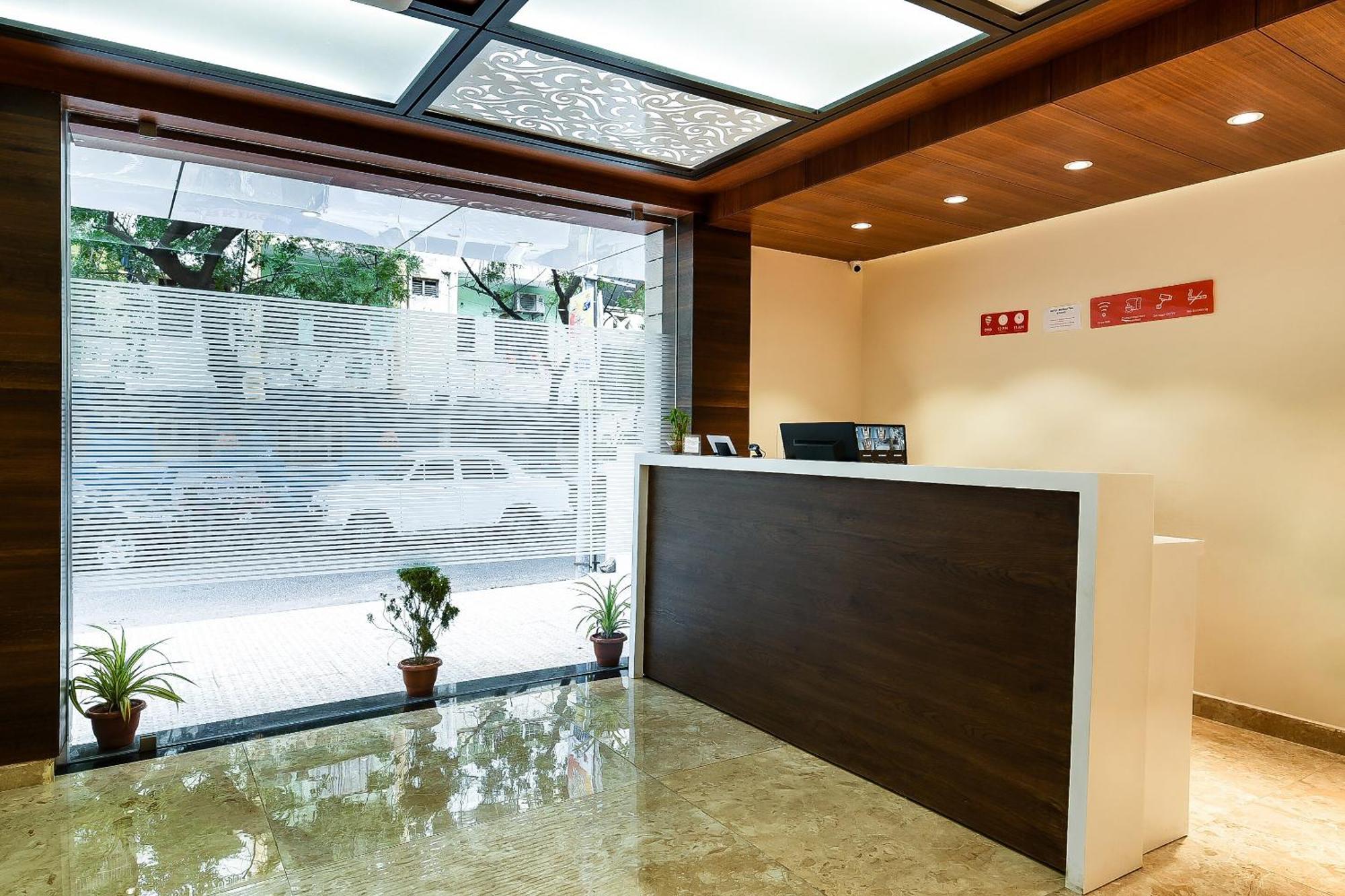 Super Capital O Siddartha Grand Hotel Vijayawada Exterior photo